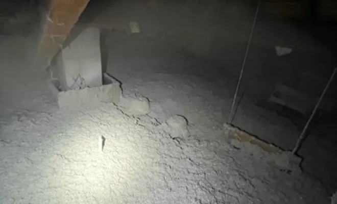 isolation en ouate de cellulose avec écart au feu de la cheminée